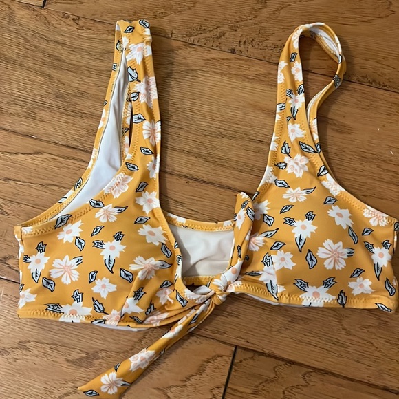 Mustard high-waist bikini - Picture 2 of 9